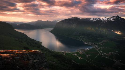An Evening in Norway